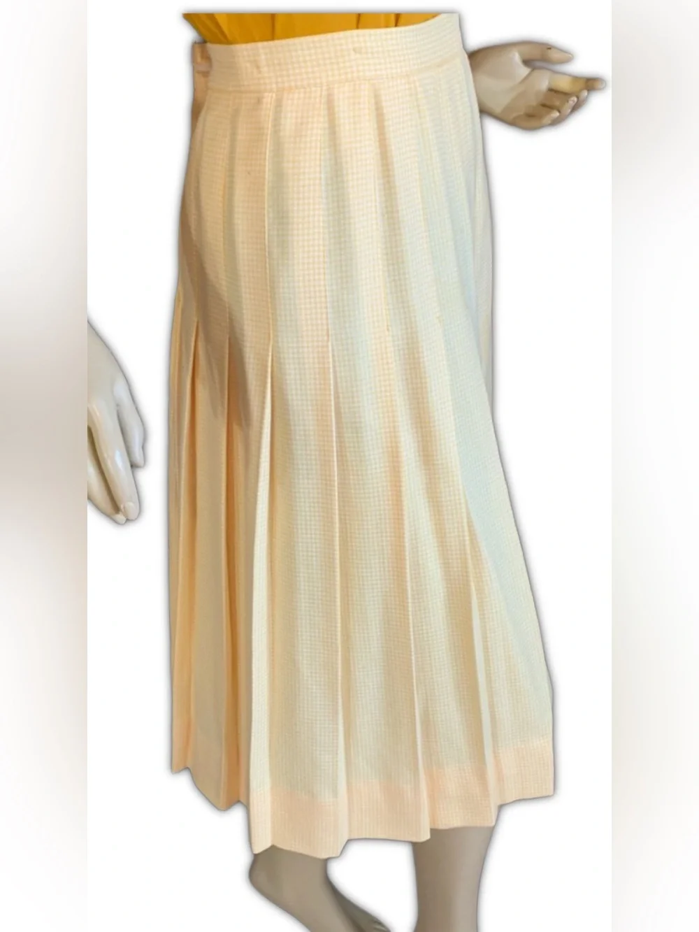 VINTAGE 1980'S YELLOW AND WHITE GINGHAM PRINT PLEATED A-LINE SKIRT (10)
